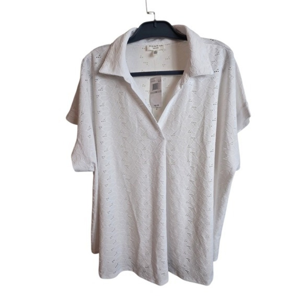 😍 Rio & Rian Polo Top Women 1X White Eyelet Floral V-Neck Short Sleeve New - Picture 3 of 13